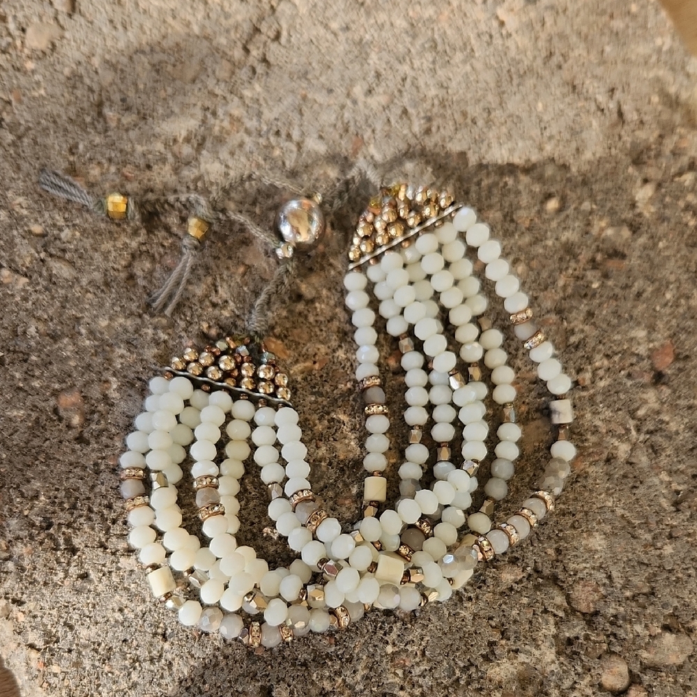 Elegant Nakamol Gold and Cream Beaded Bracelet
